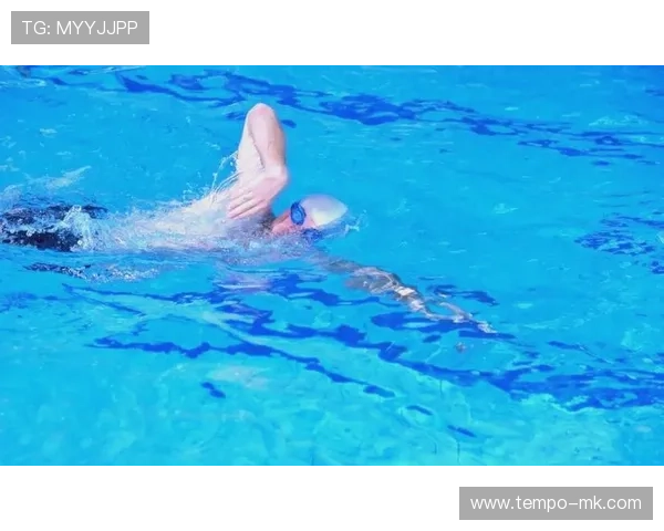 阿龙·佩尔索尔流线型姿态引领游泳新潮流